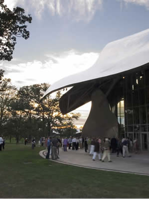 Richard B. Fisher Center for the Performing Arts; Photo: Peter Mauney
