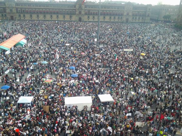 Megamarcha en México. Fuente: LatinoRebels