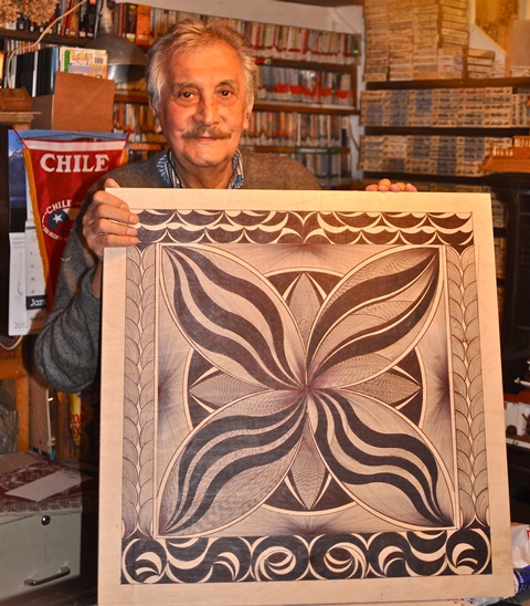 Chilean artist Manuel Guerra Mártis. Photo by Antonio Flores-Lobos