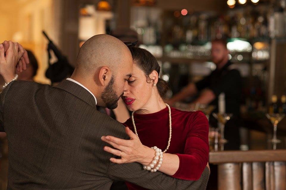 <em>Maia Martínez y David Salvatierra bailando tango, foto de CarlCoxStudios</em>